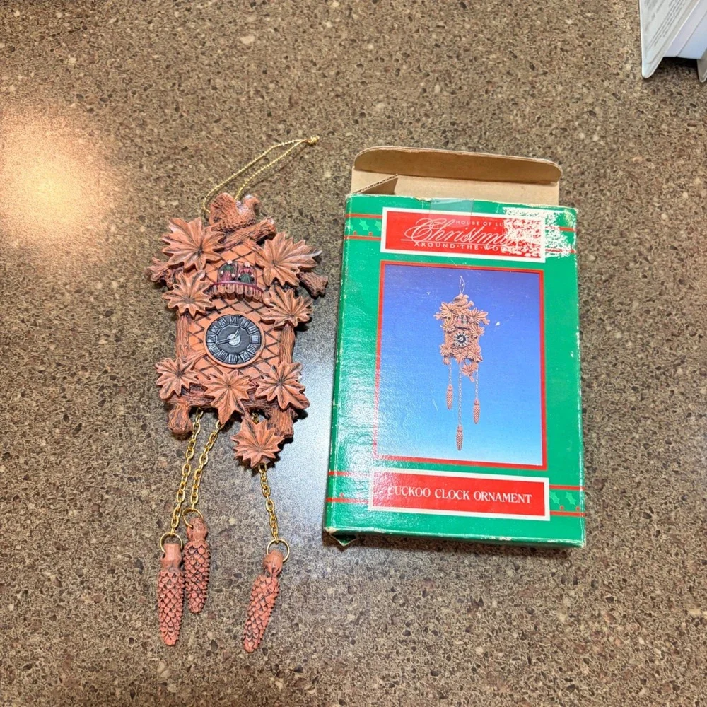 House of Lloyd Christmas Around the World Cuckoo Clock Ornament 541626 Resin